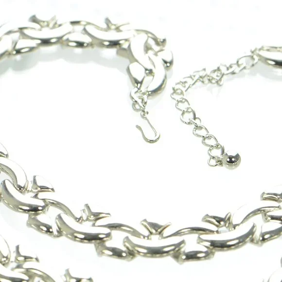 Kenneth Jay Lane KJL Polished Silver Link Necklace - Picture 4 of 5
